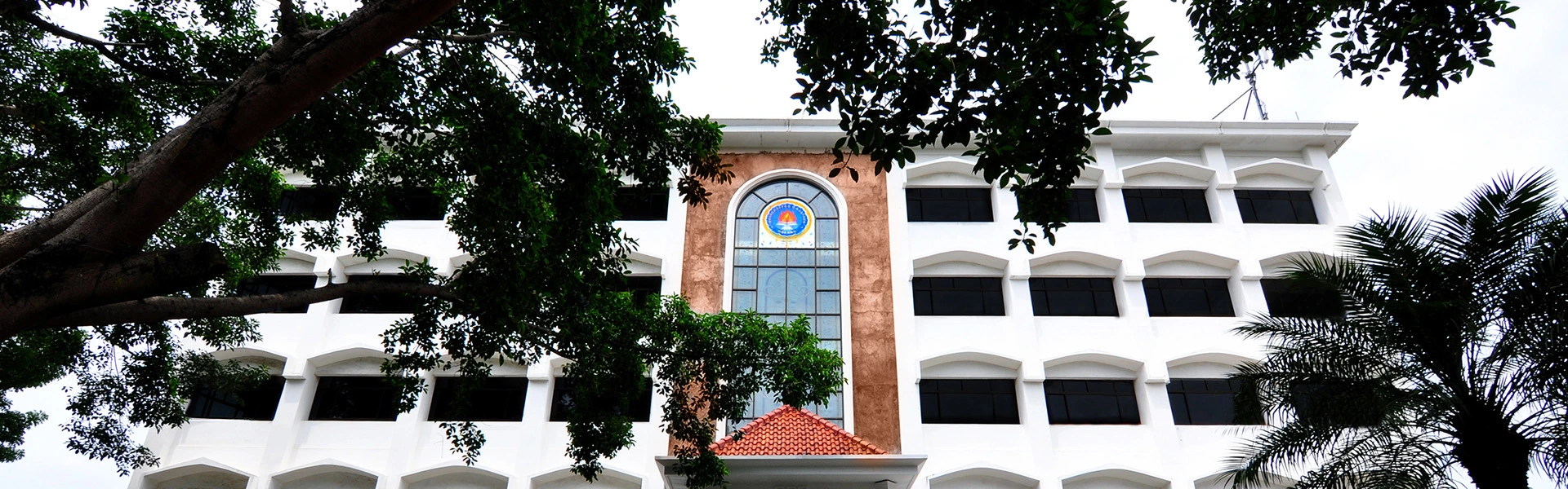 Universitas Gajayana Malang (UNIGA)
